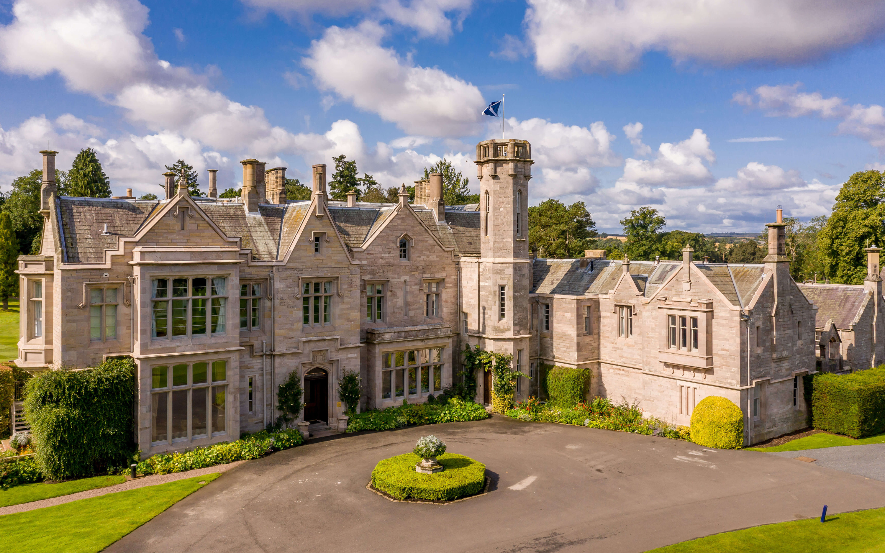 Roxburghe Hotel