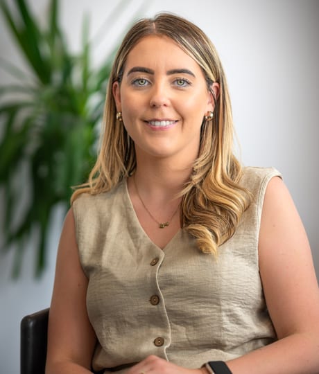 Ella Hiscott